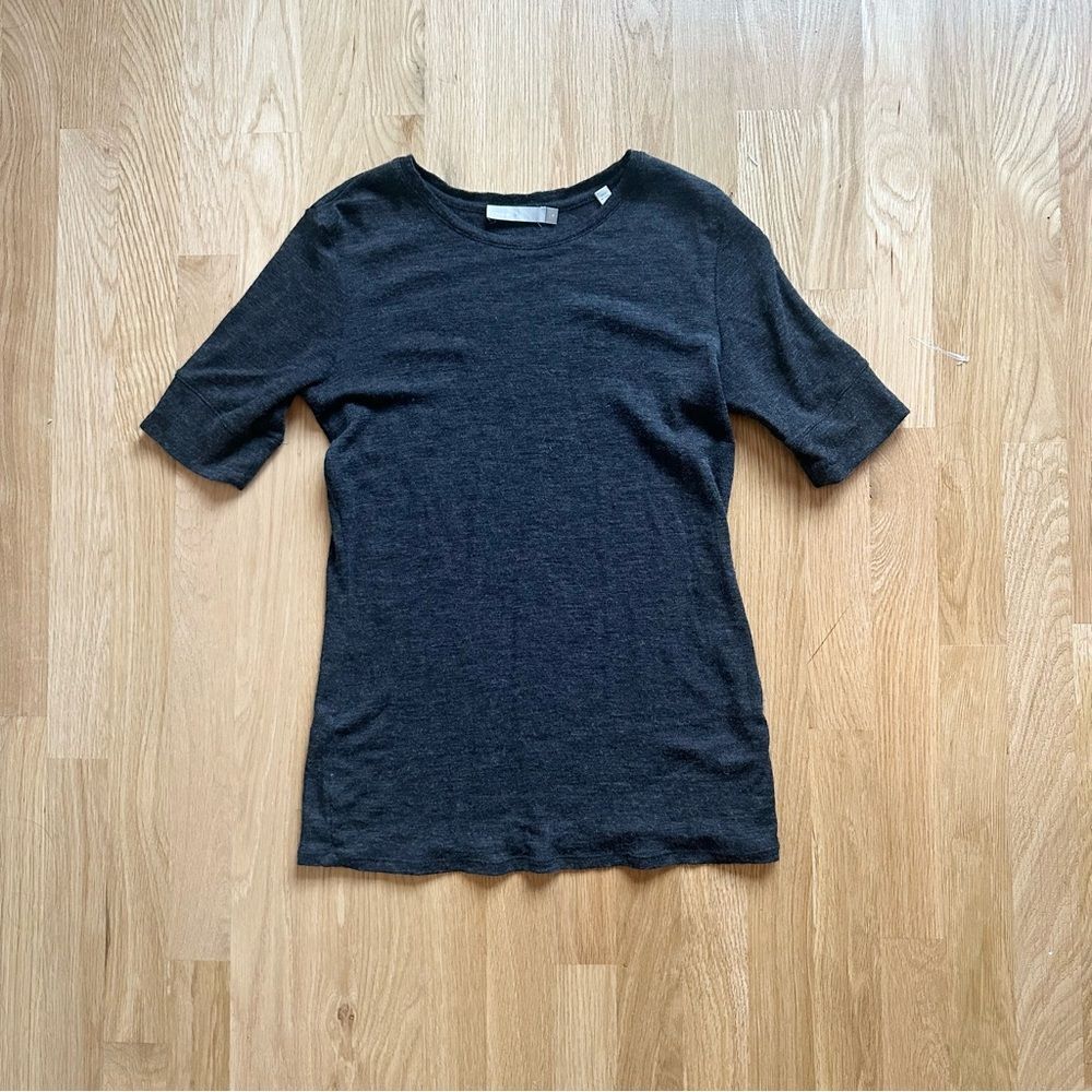 Vince | soft wool lightweight charcoal top